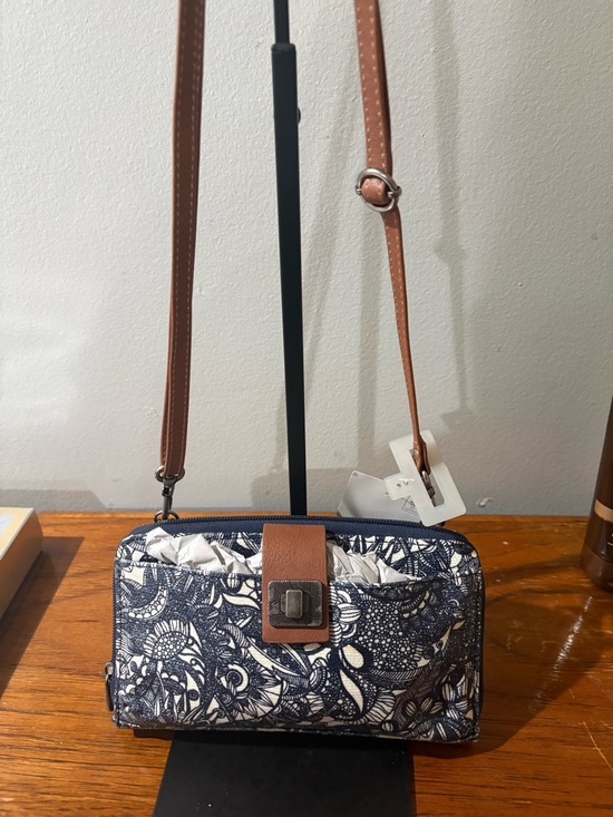 Sakroots Handbags - Sakroots Navy Floral Crossbody with Brown Strap